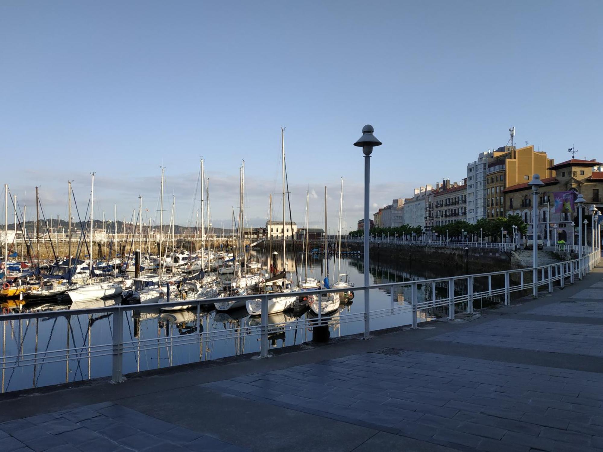 Apartmán El Rincon Del Puerto Gijón Exteriér fotografie